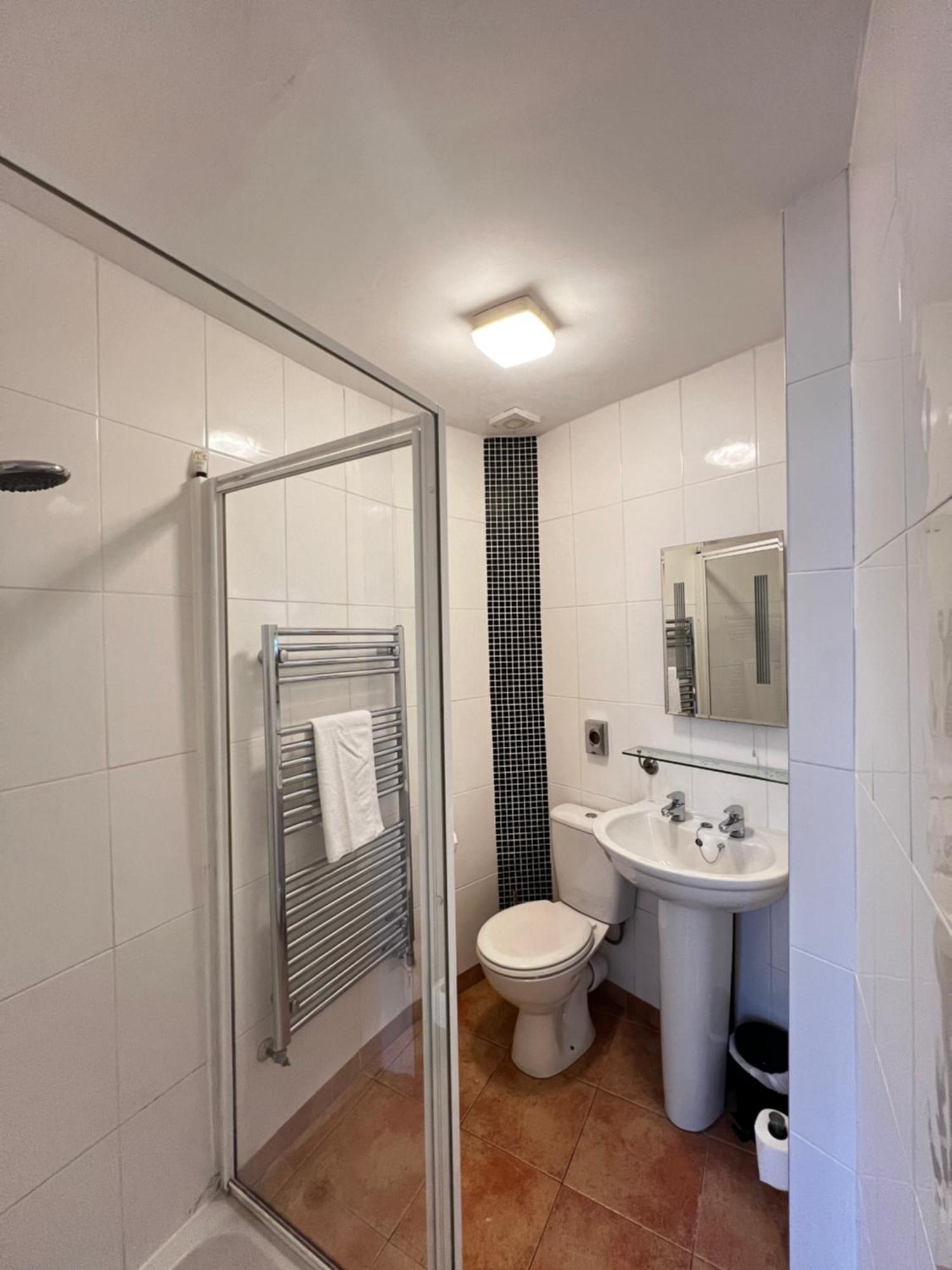 Castle Limes Hotel Уоруик Екстериор снимка